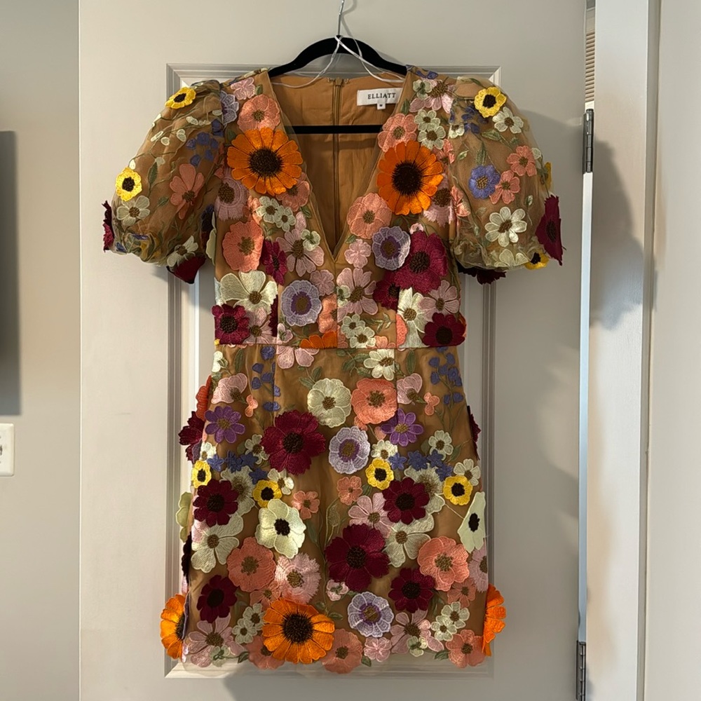 Elliatt Rosalind flower appliqué mini dress - Medium